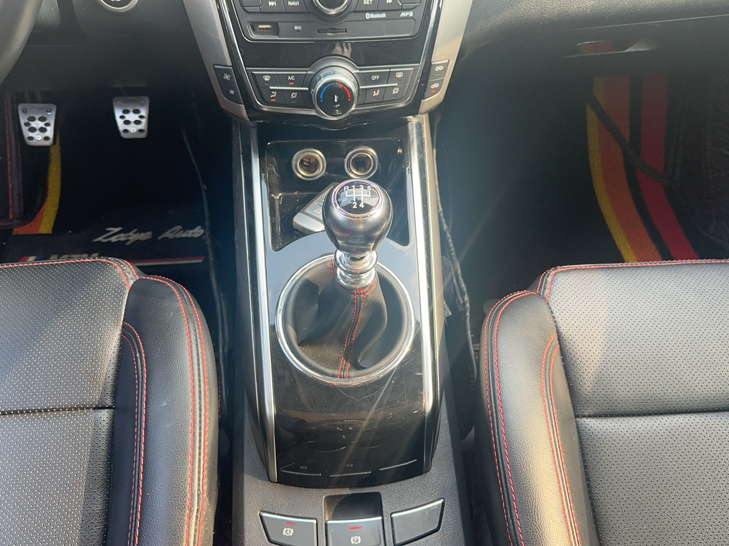 Used Zotye Domy X5 2015 1.5T Manual Luxury Model China V Standard
