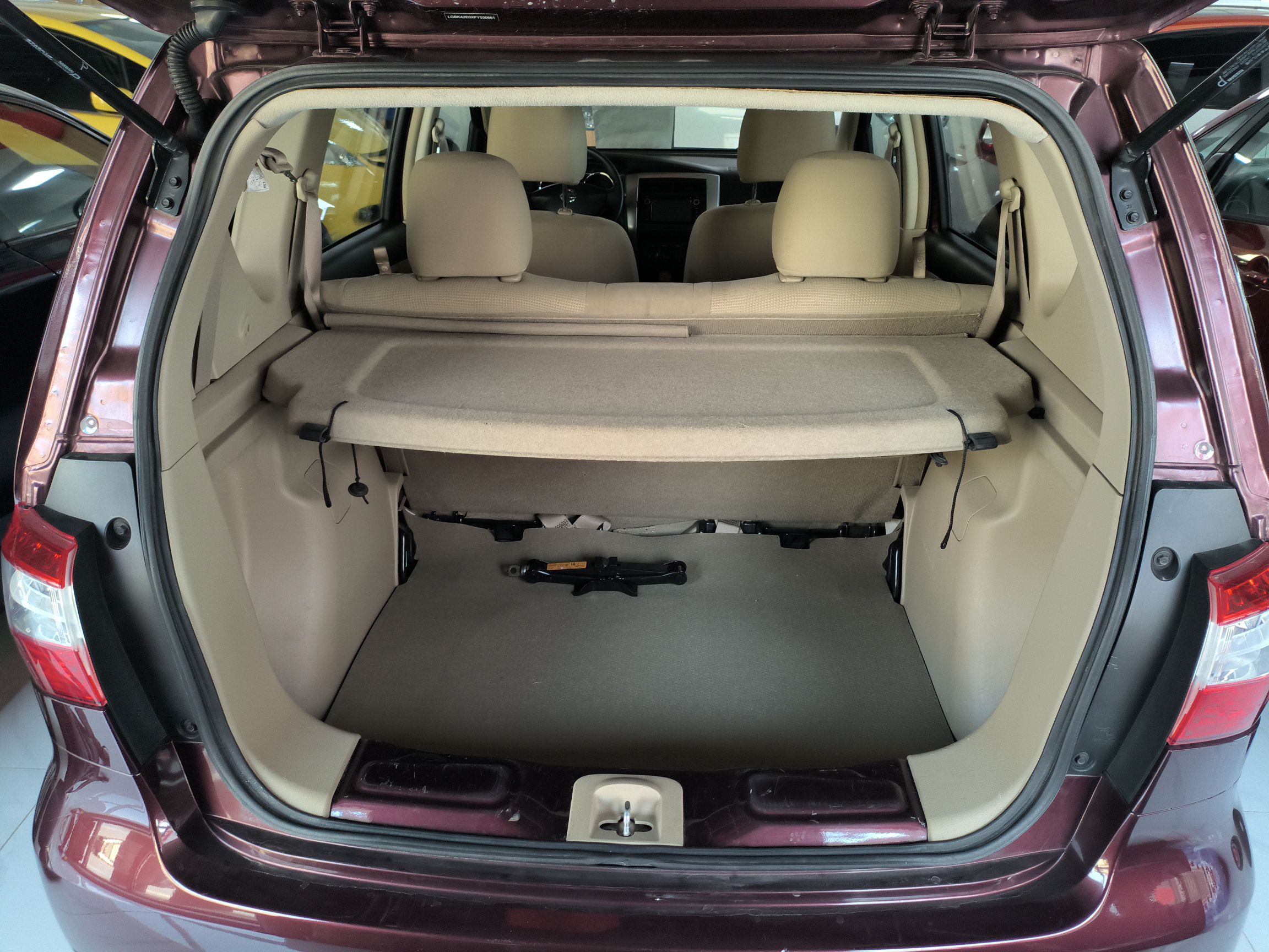 Used Nissan Livina 2013 1.6XE CVT Comfort Edition
