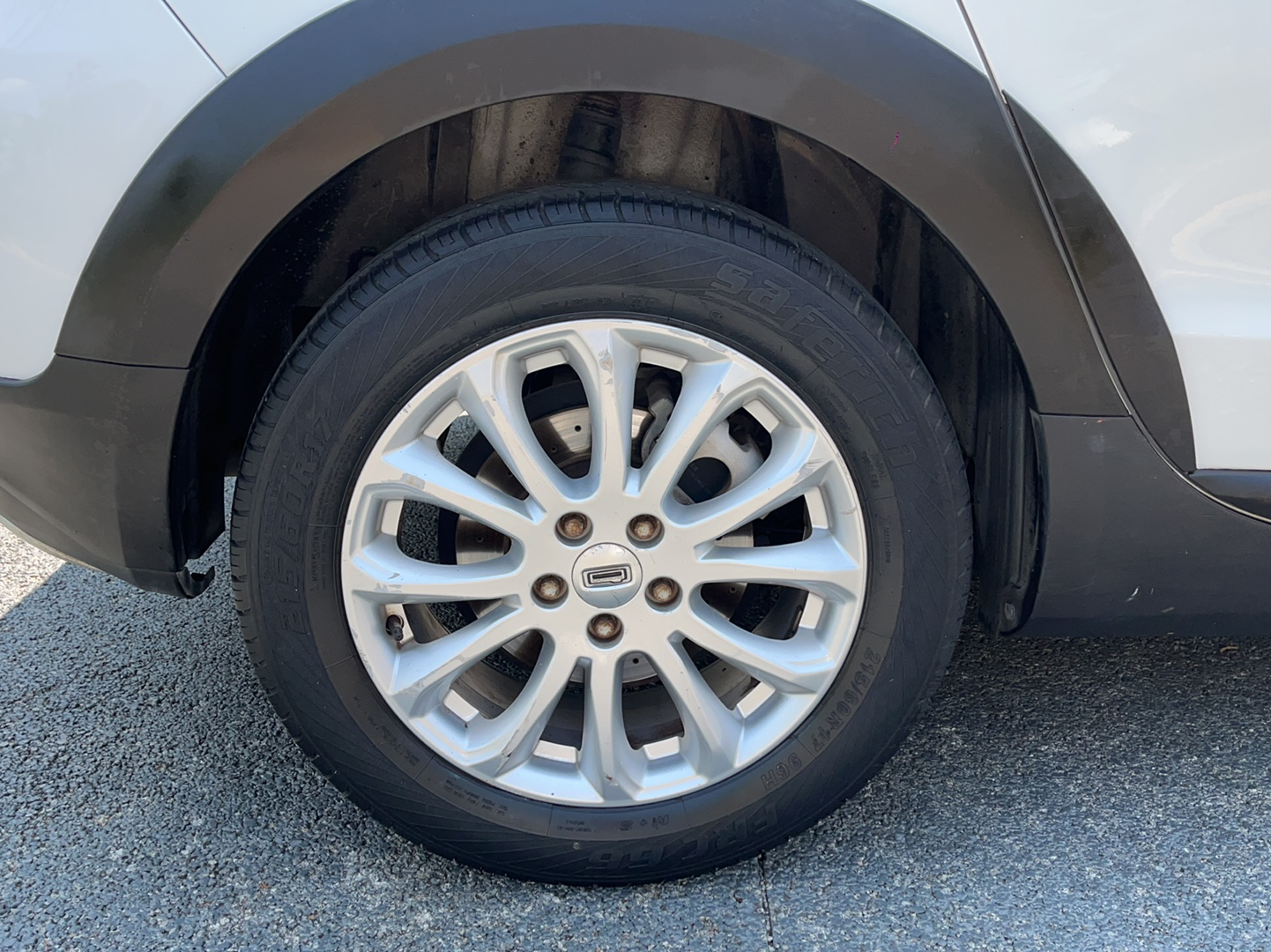 Used Qoros 3 2016 Urban SUV 1.6T Automatic Zhiyue Model
