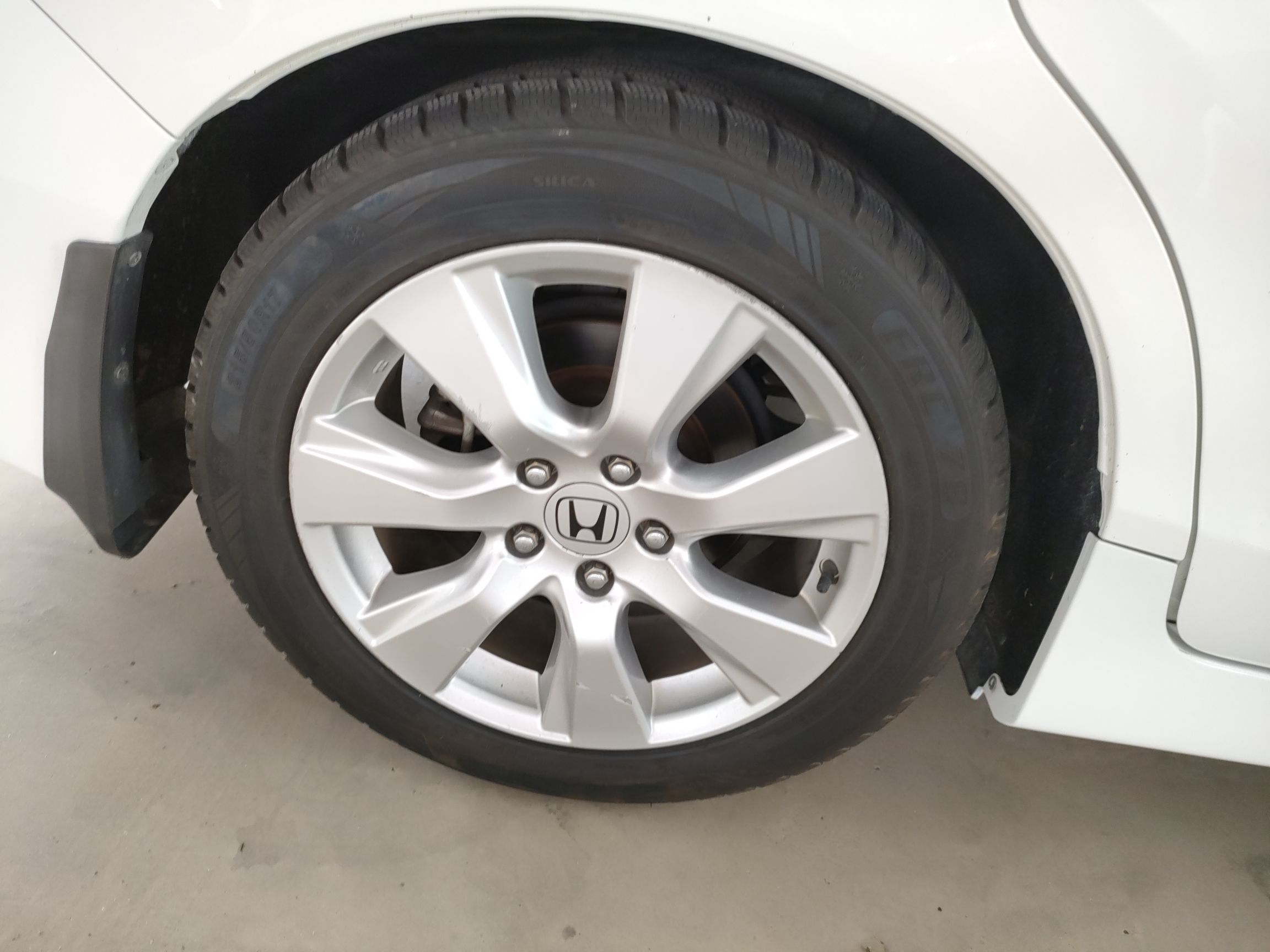 Used Honda Jade 2014 1.8L Automatic Comfort Elite Version 5 Seats
