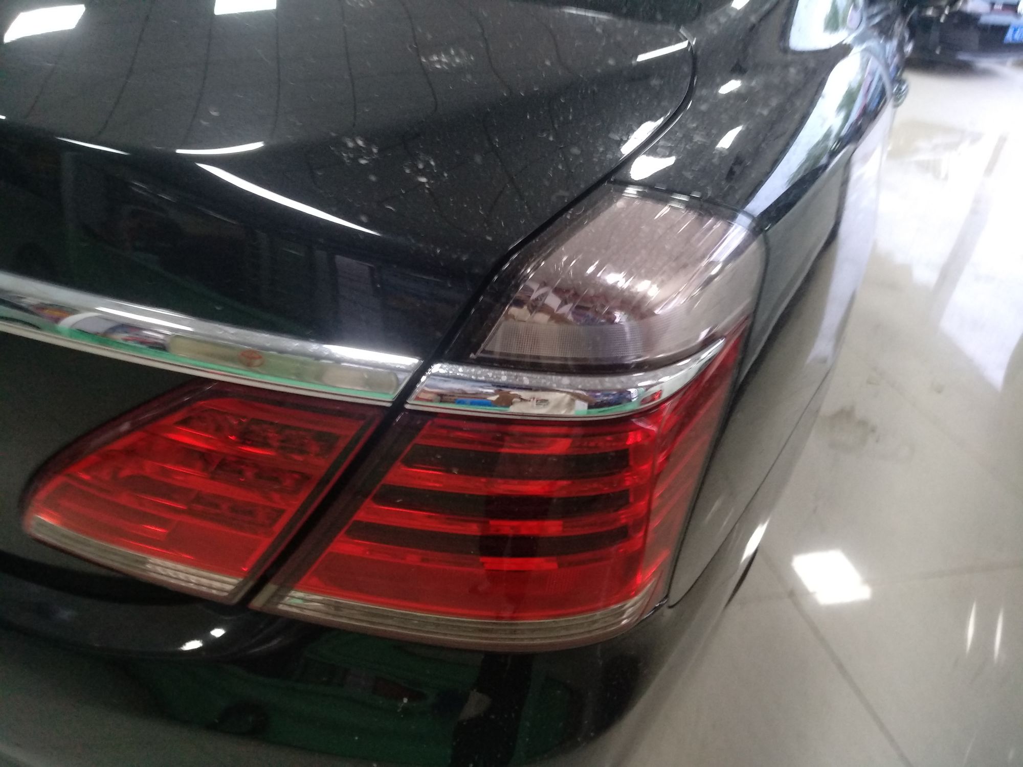 Used Toyota Crown 2012 2.5L Royal Leather Edition
