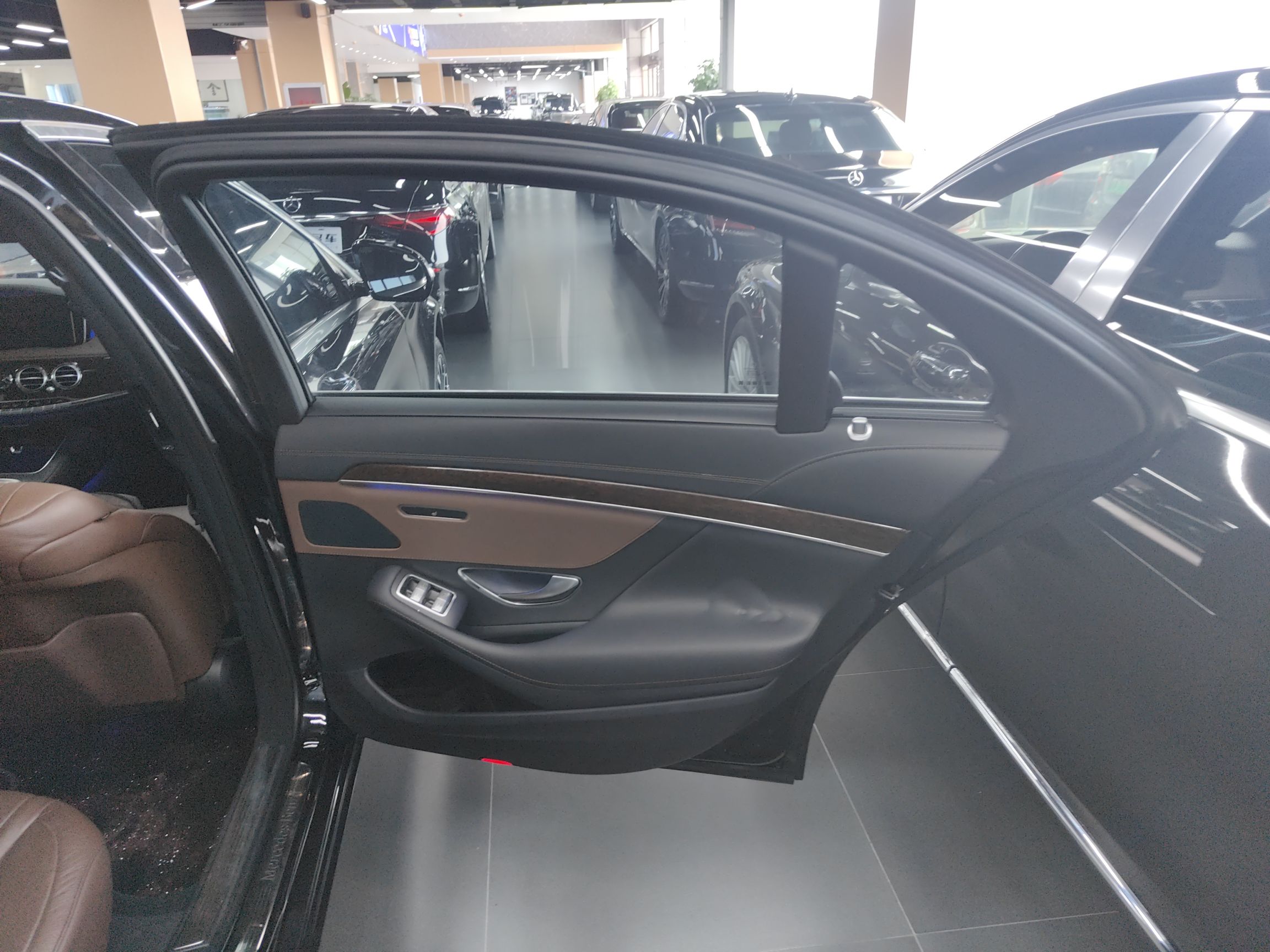 Used Mercedes-Benz S-Class 2016 S 320 L Business Model