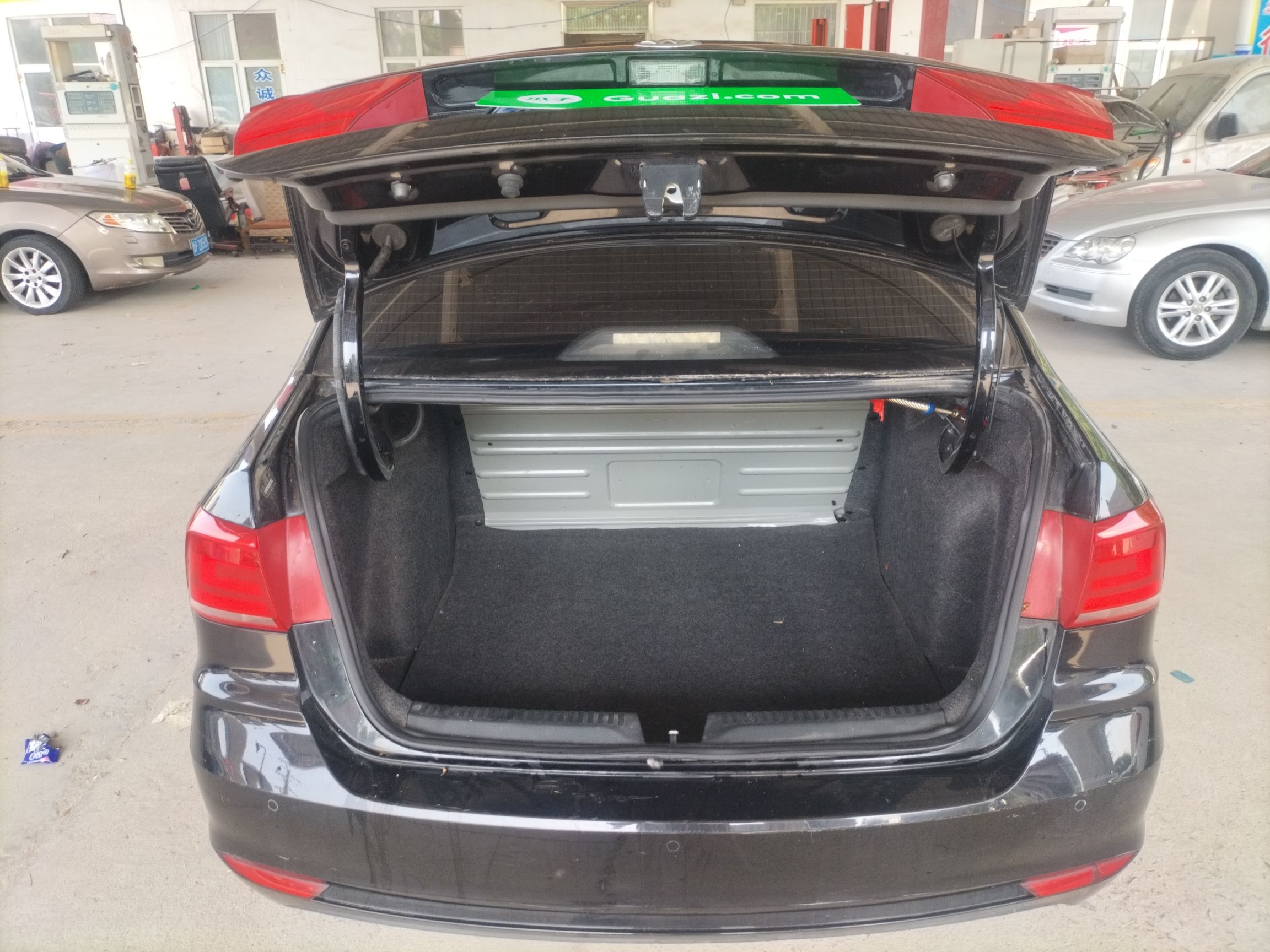 Used Volkswagen Santana 2016 1.6L Manual Comfort Edition