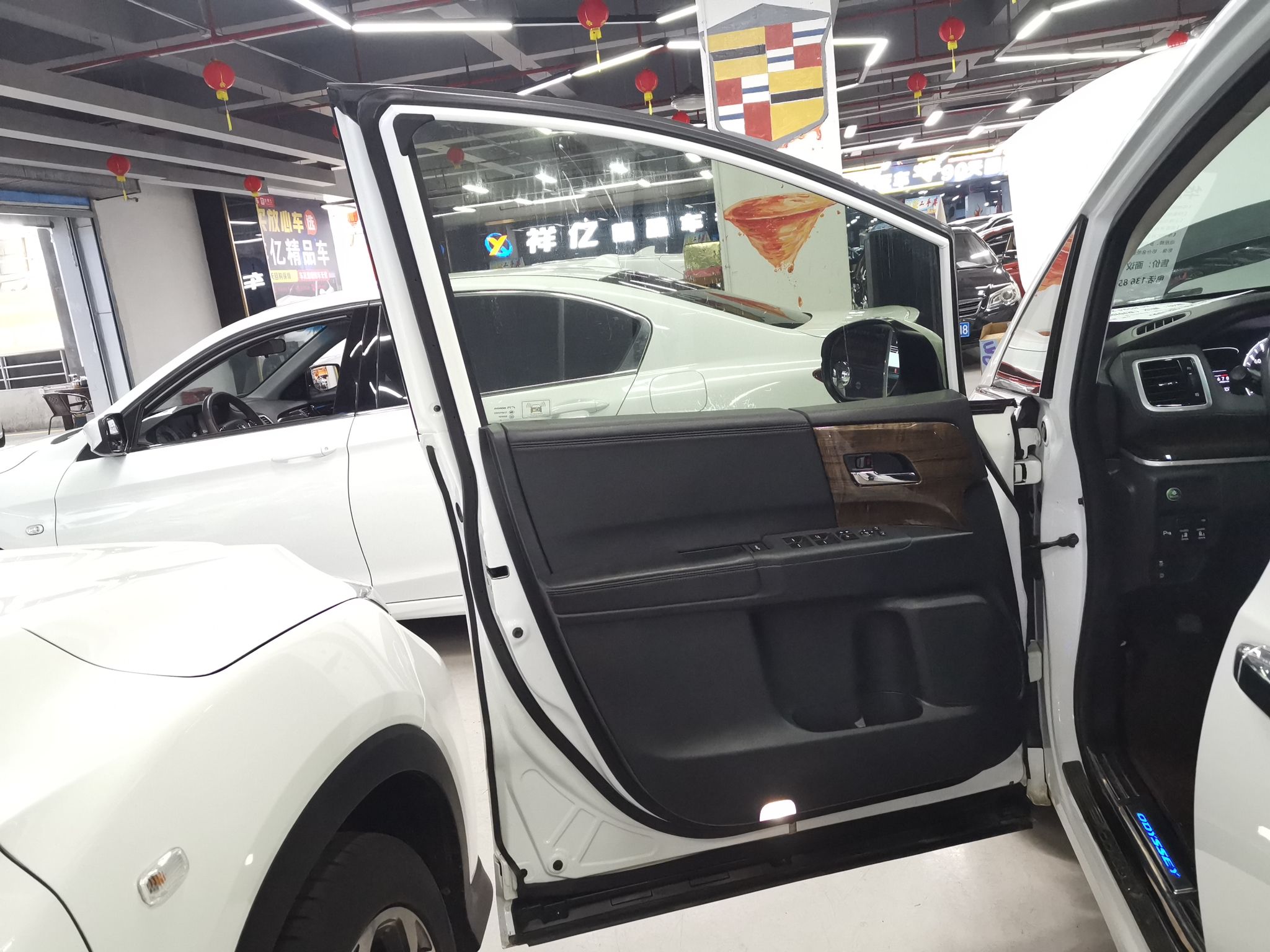 Used Honda Odyssey 2015 Updated Version 2.4L Smart Edition
