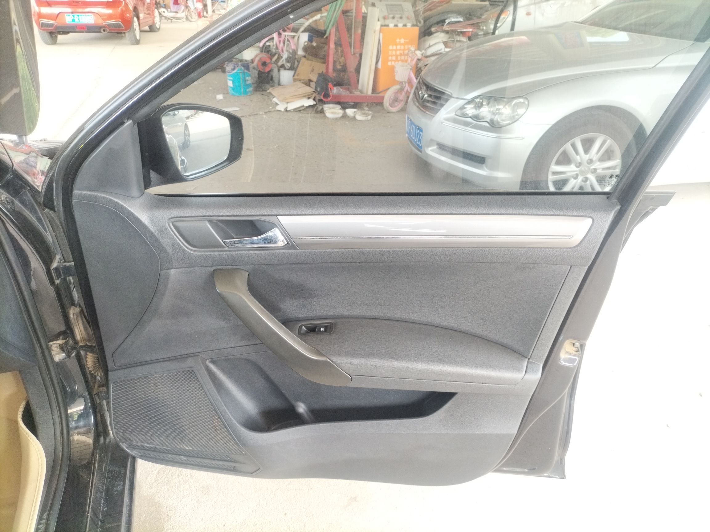 Used Volkswagen Santana 2016 1.6L Manual Comfort Edition