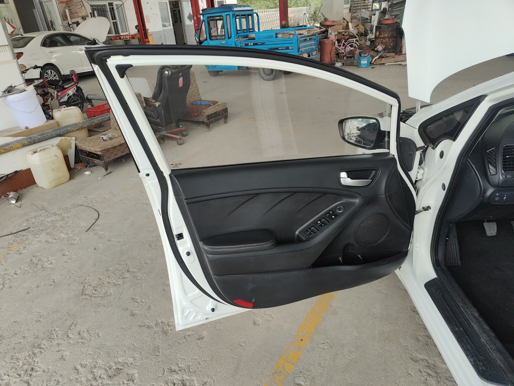 Used Kia K3 2016 1.6L Manual GL
