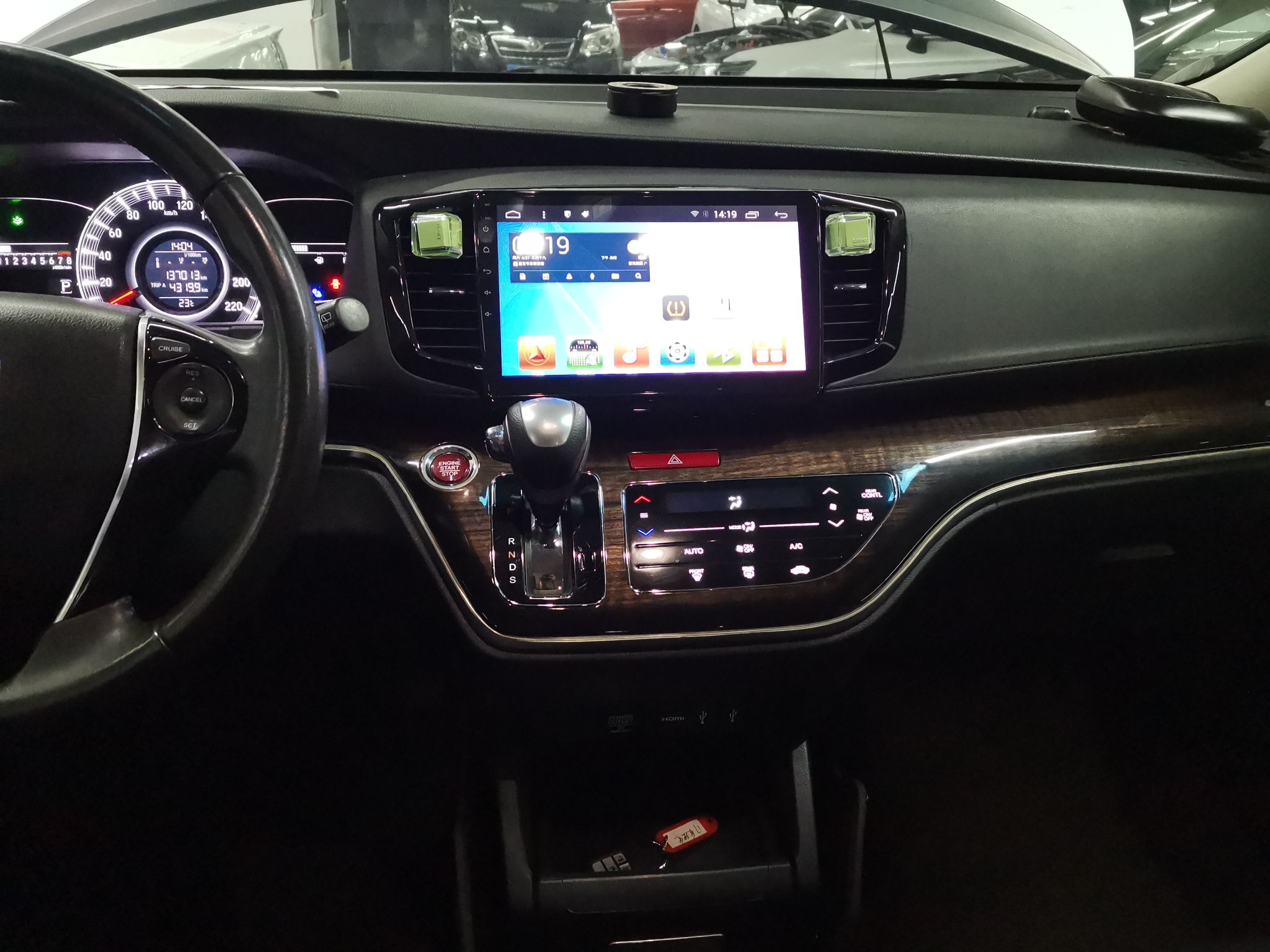 Used Honda Odyssey 2015 Updated Version 2.4L Smart Edition
