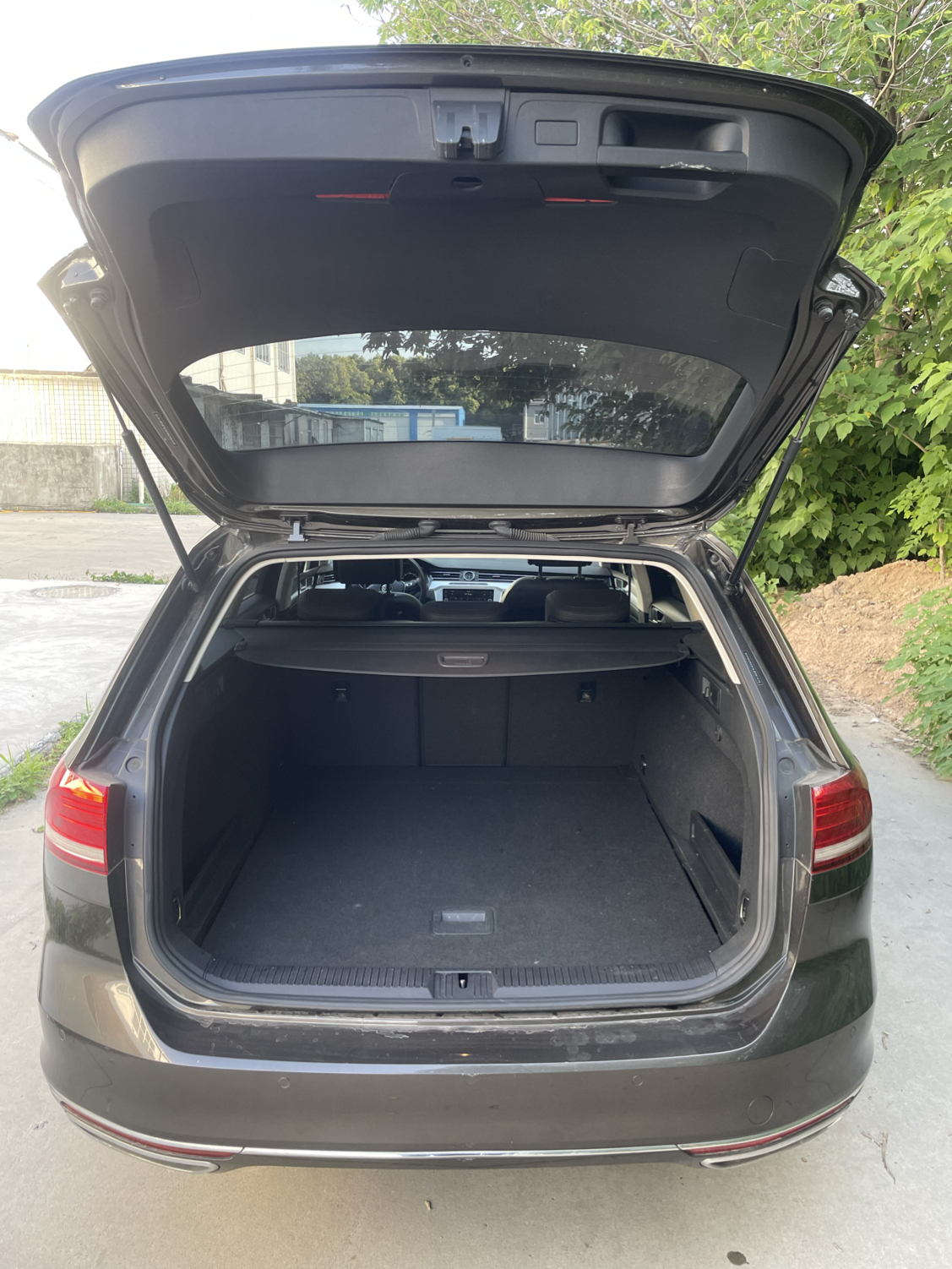 Used Volkswagen Variant 2018 380TSI Two-Wheel Drive Comfort Edition
