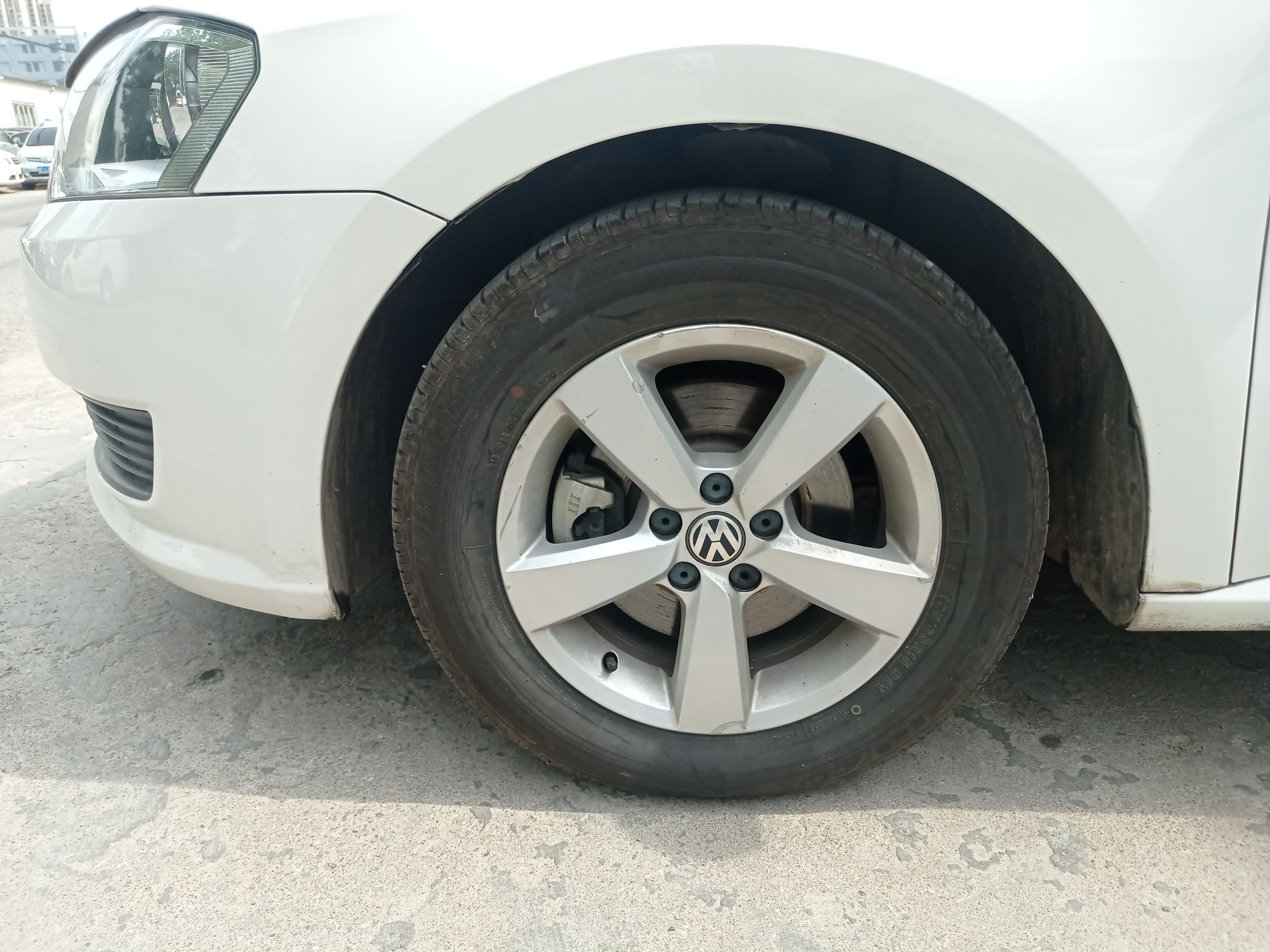 Used Volkswagen Lavida 2013 Revised Classic 1.6L Automatic Fashion Edition
