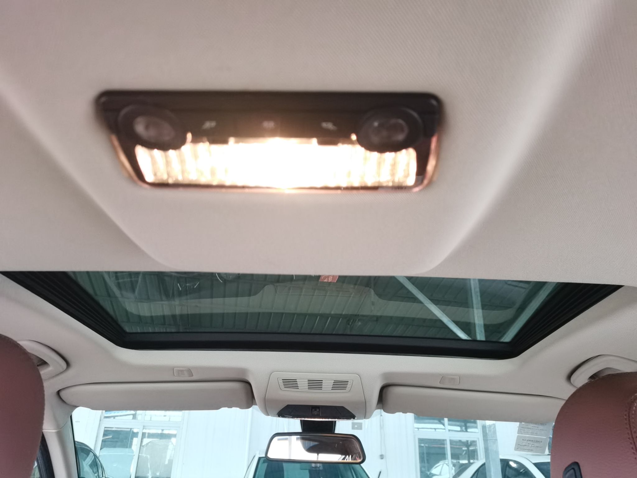 Used BMW 5 Series 2014 525Li Leading Model
