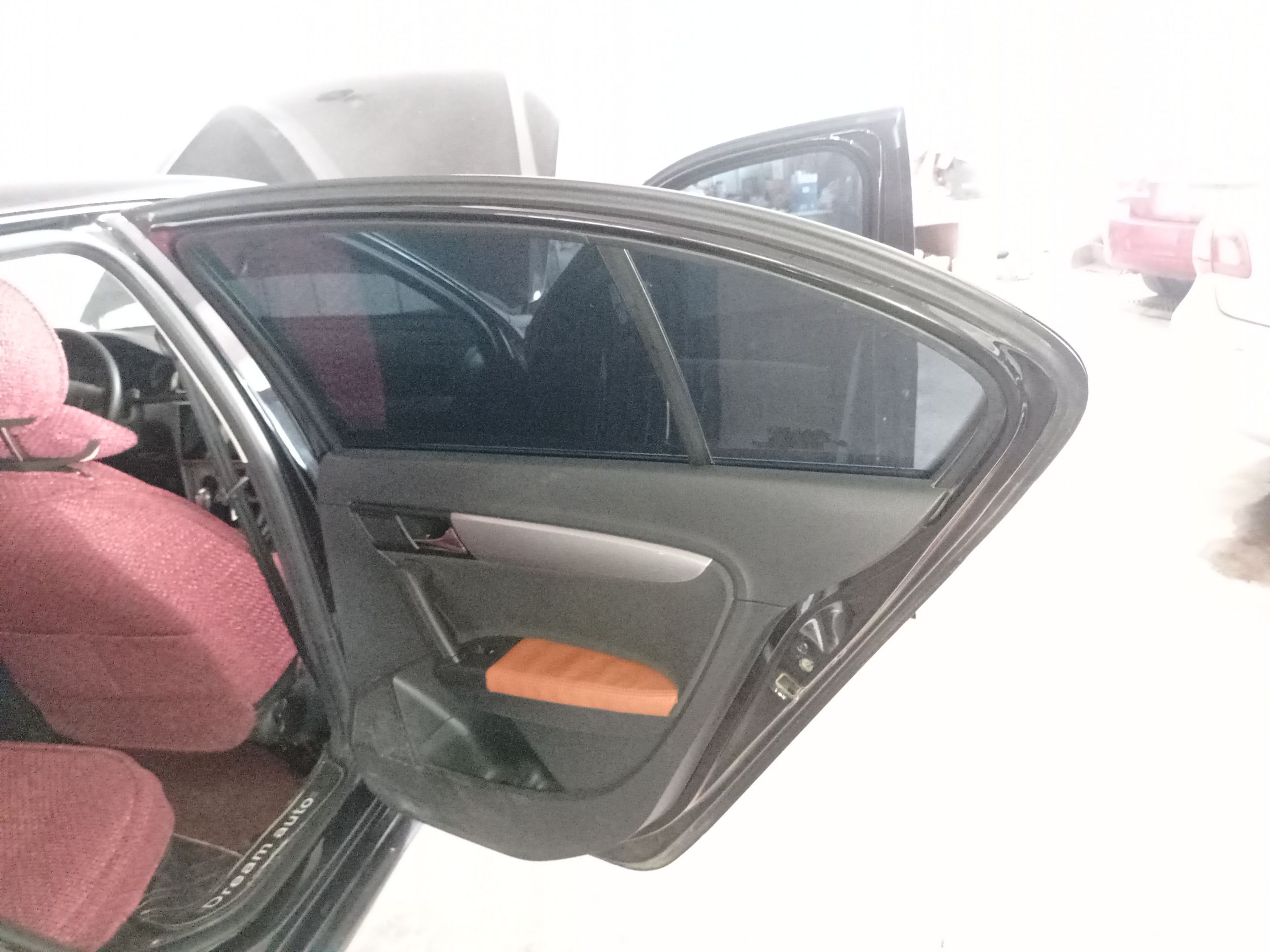 Used Volkswagen Lavida 2013 Revised Classic 1.6L Automatic Fashion Edition
