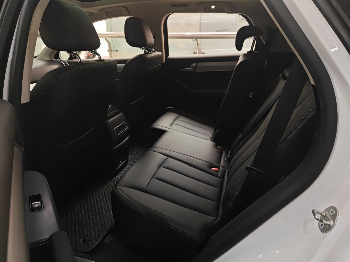 Used BYD Tang 2018 2.0T Automatic Smart Connect Prestige 7-Seater China V Standard
