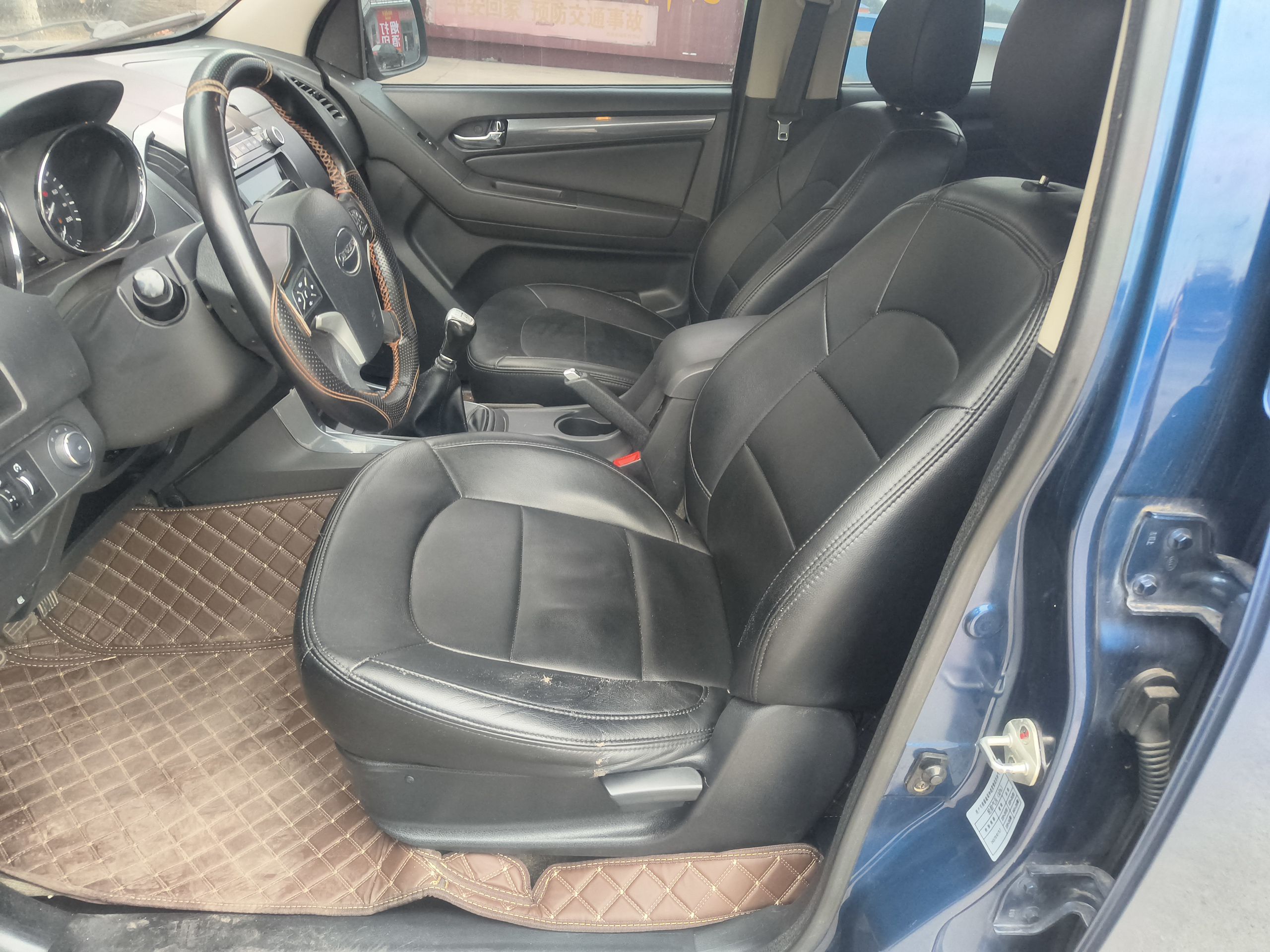 Used Isuzu TAGA 2021 3.0T Diesel Manual 4x4 Luxury Edition Standard Wheelbase 4KH1CT6H1
