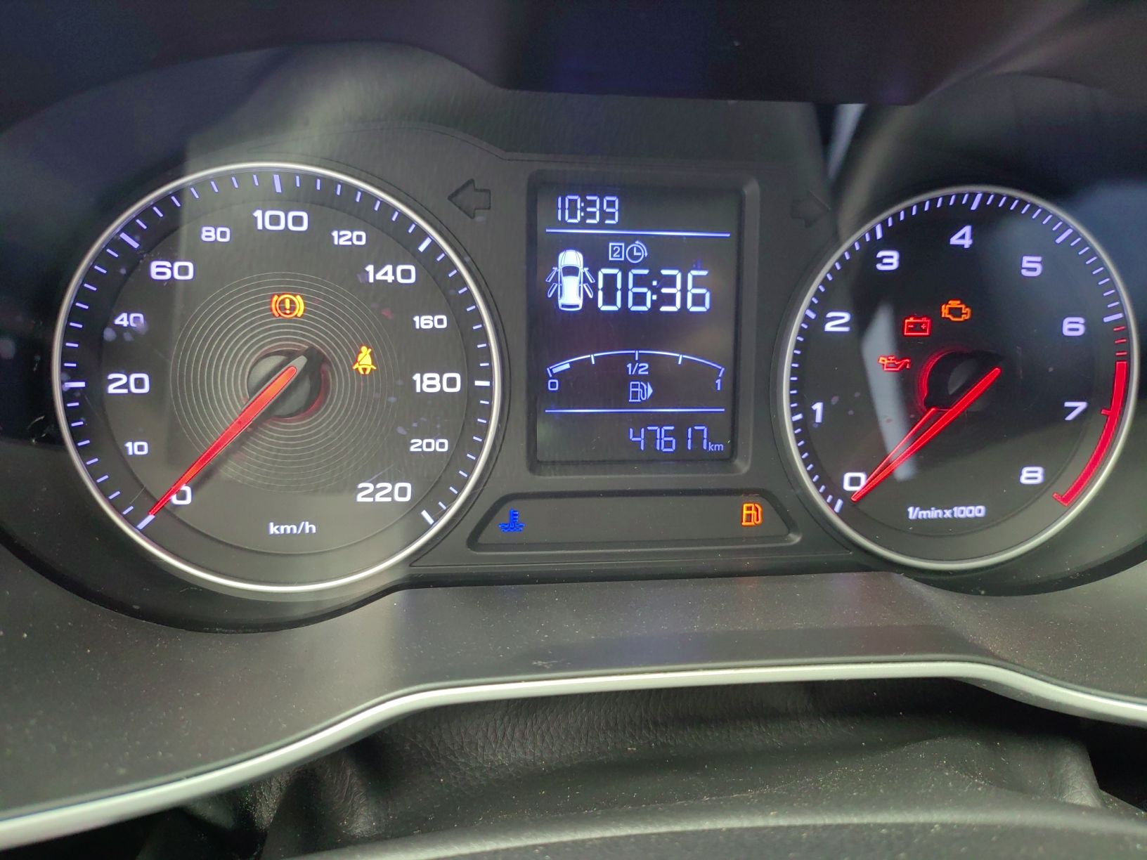 Used MG ZS 2017 1.5L Manual Luxury Edition
