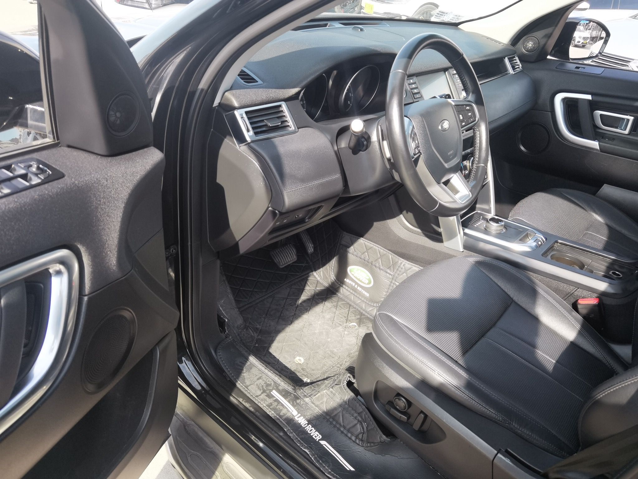 Used Land Rover Discovery Sport 2018 240 PS SE Version