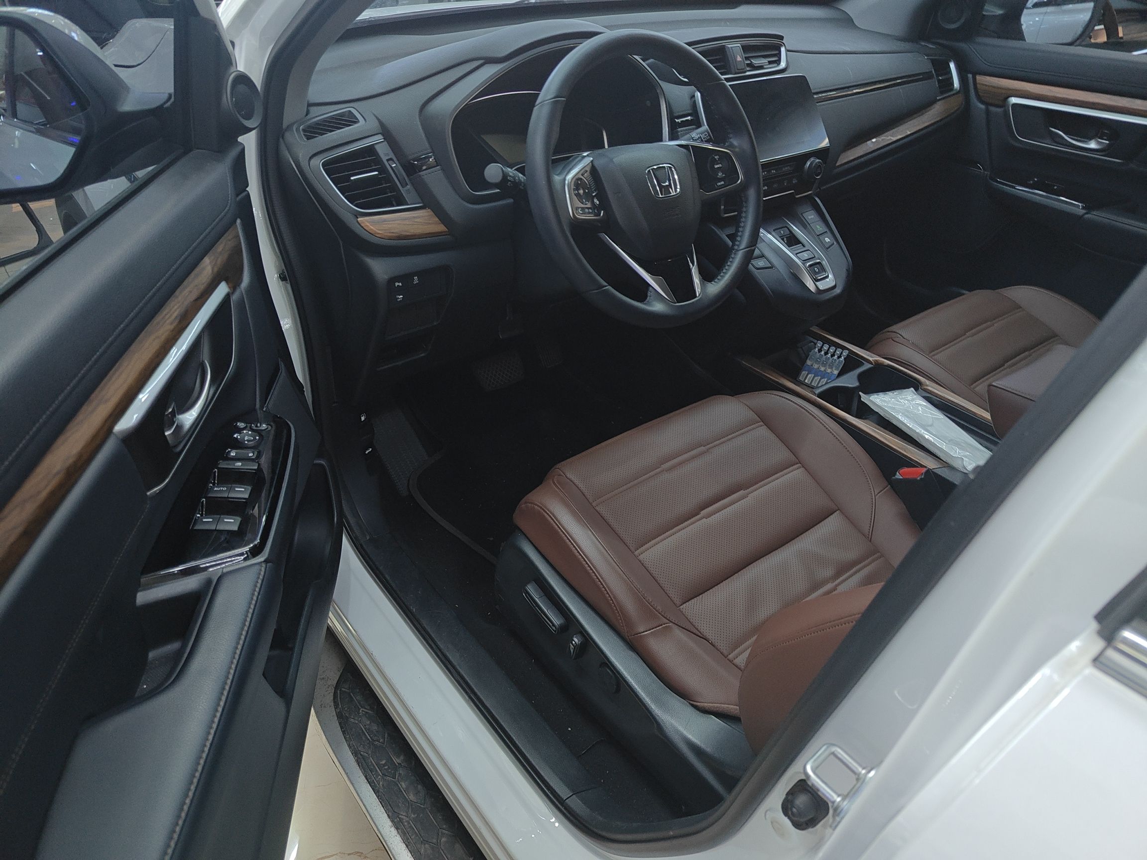 Used Honda CR-V 2017 Hybrid 2.0L Pure Drive Edition
