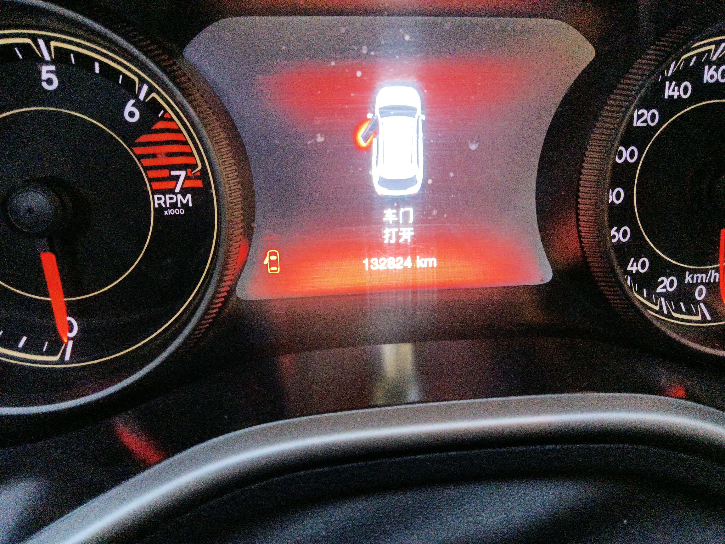 Used  Cherokee 2016 2.4L Leading Smart Version
