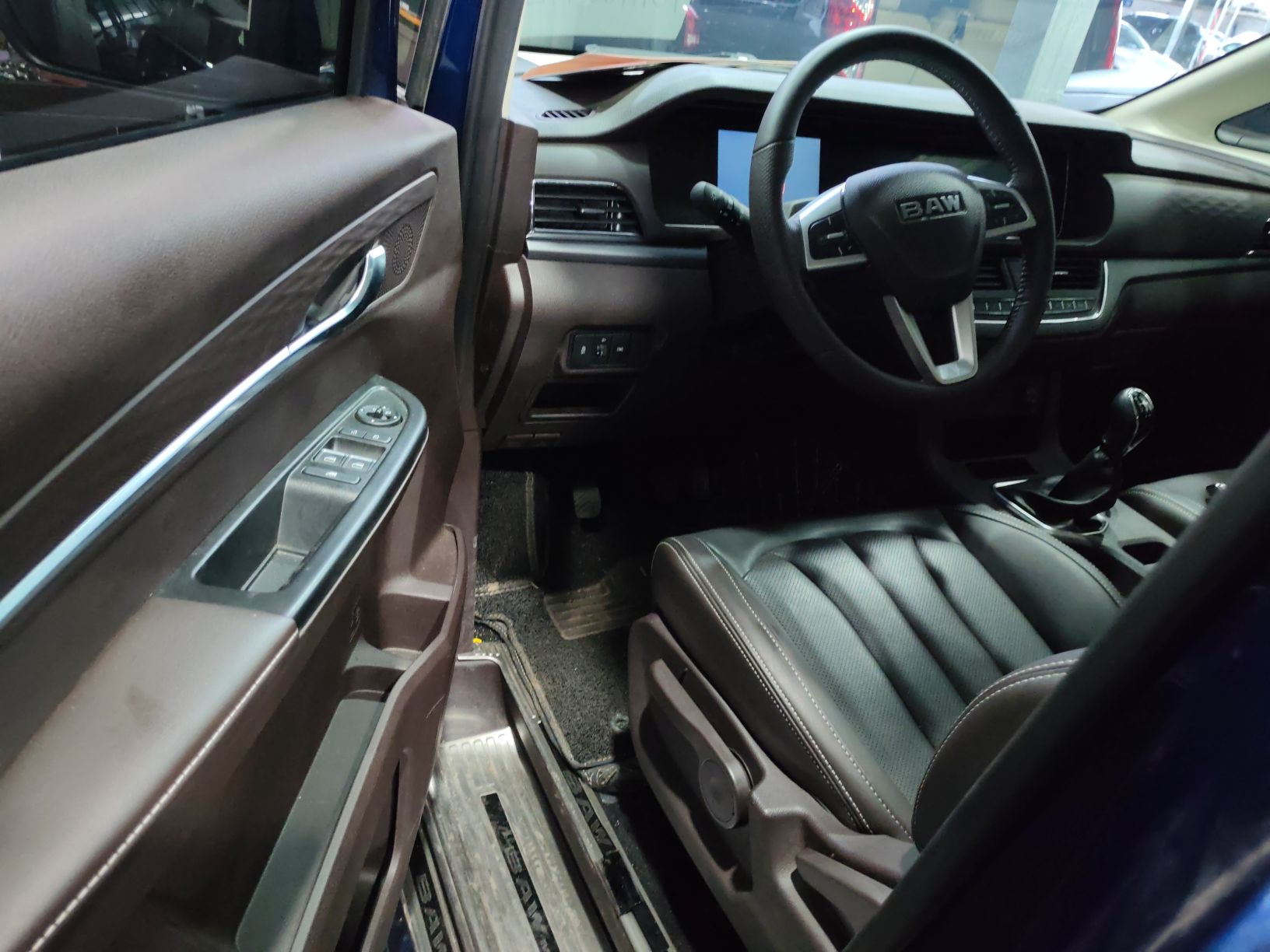 Used  Ruisheng Ace M7 2023 2.0L CNG Long Wheelbase Luxury Commercial Version 7 Seats