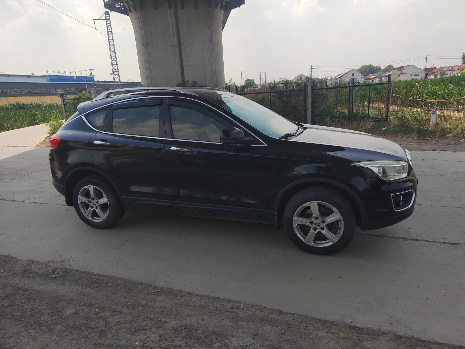 Used Bestune X80 2013 2.0L Automatic Comfort Edition
