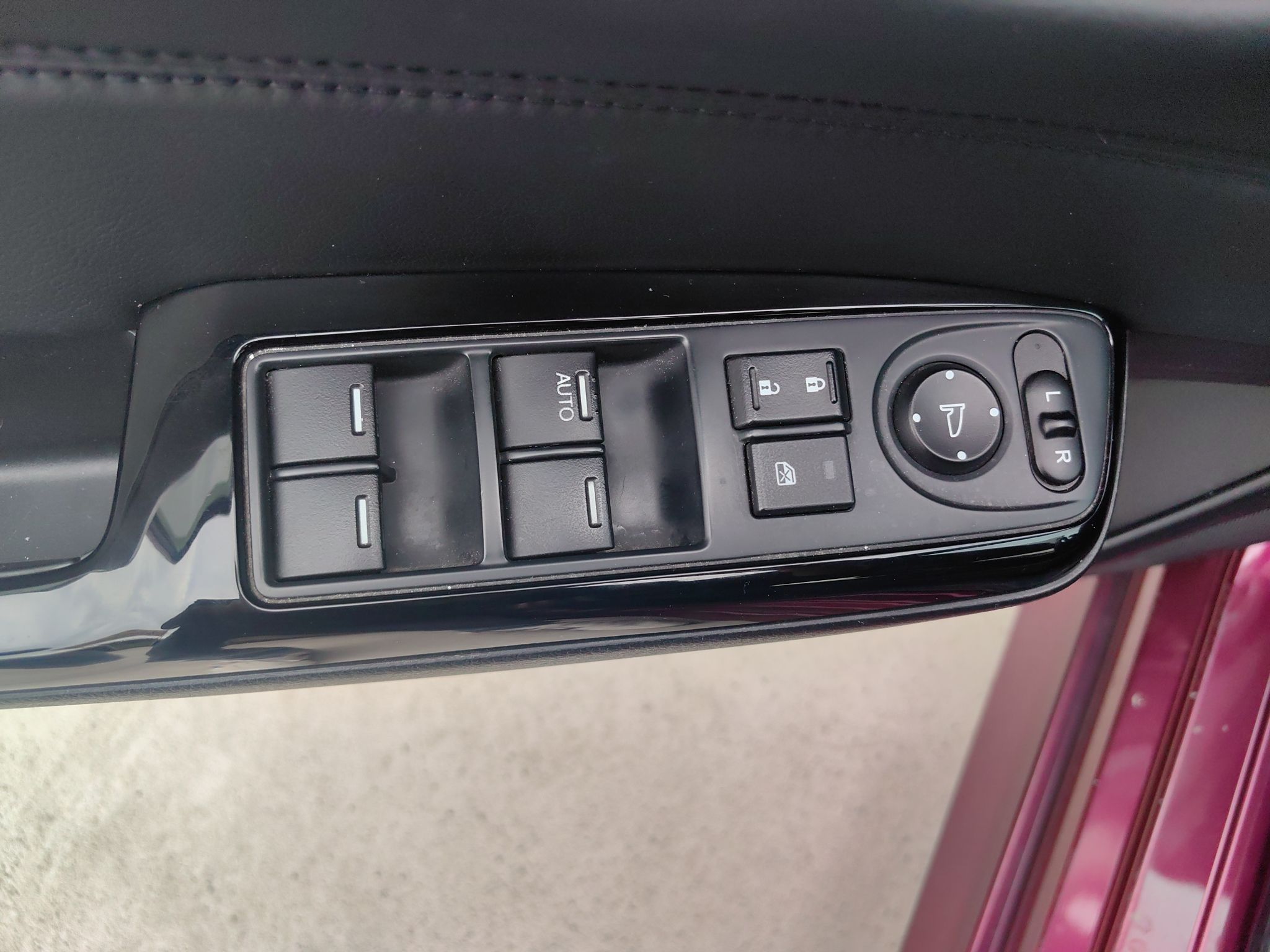 Used Honda Jade 2017 210TURBO CVT Fashion Edition 5-seater
