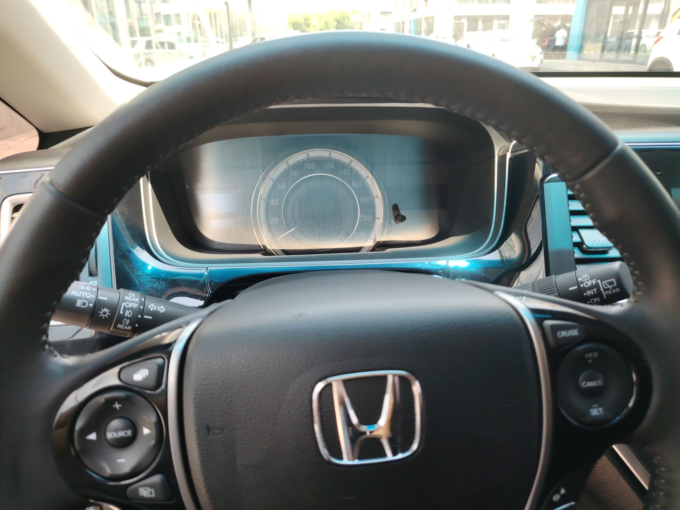 Used Honda Elysion 2016 2.4L Luxury Edition
