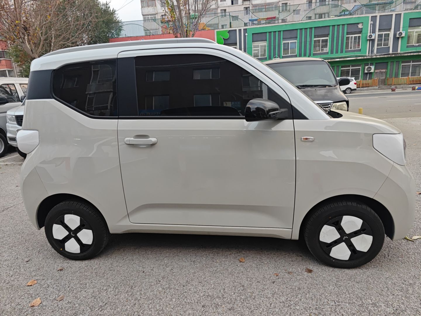 Used Wuling Hongguang MINIEV 2024 3rd Generation 215km Advanced Version

