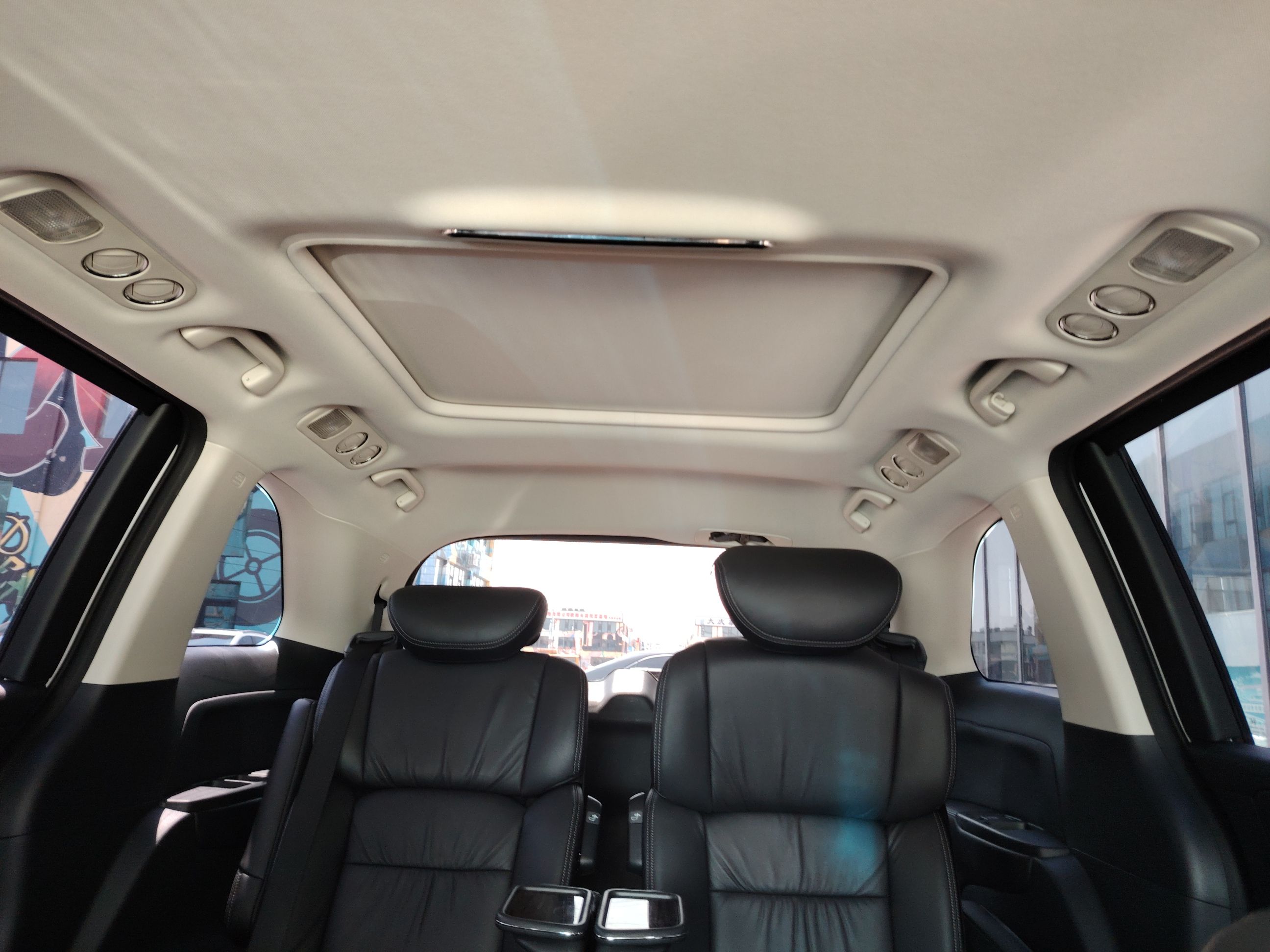 Used Honda Elysion 2016 2.4L Luxury Edition
