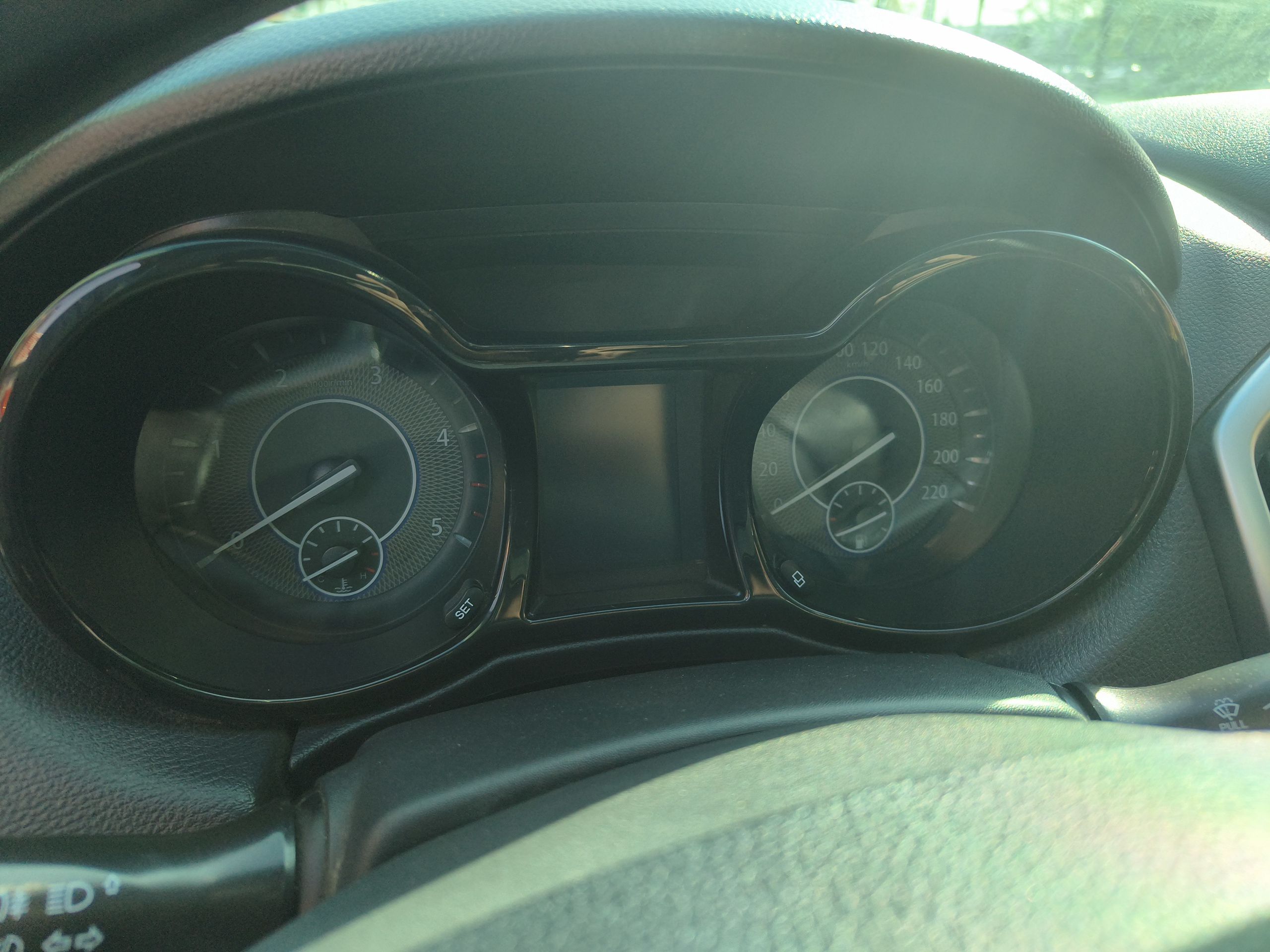 Used JMC Yuhu 5 2018 2.4T Classic Edition Diesel Manual 4x4 Luxury Version JX4D24A5L
