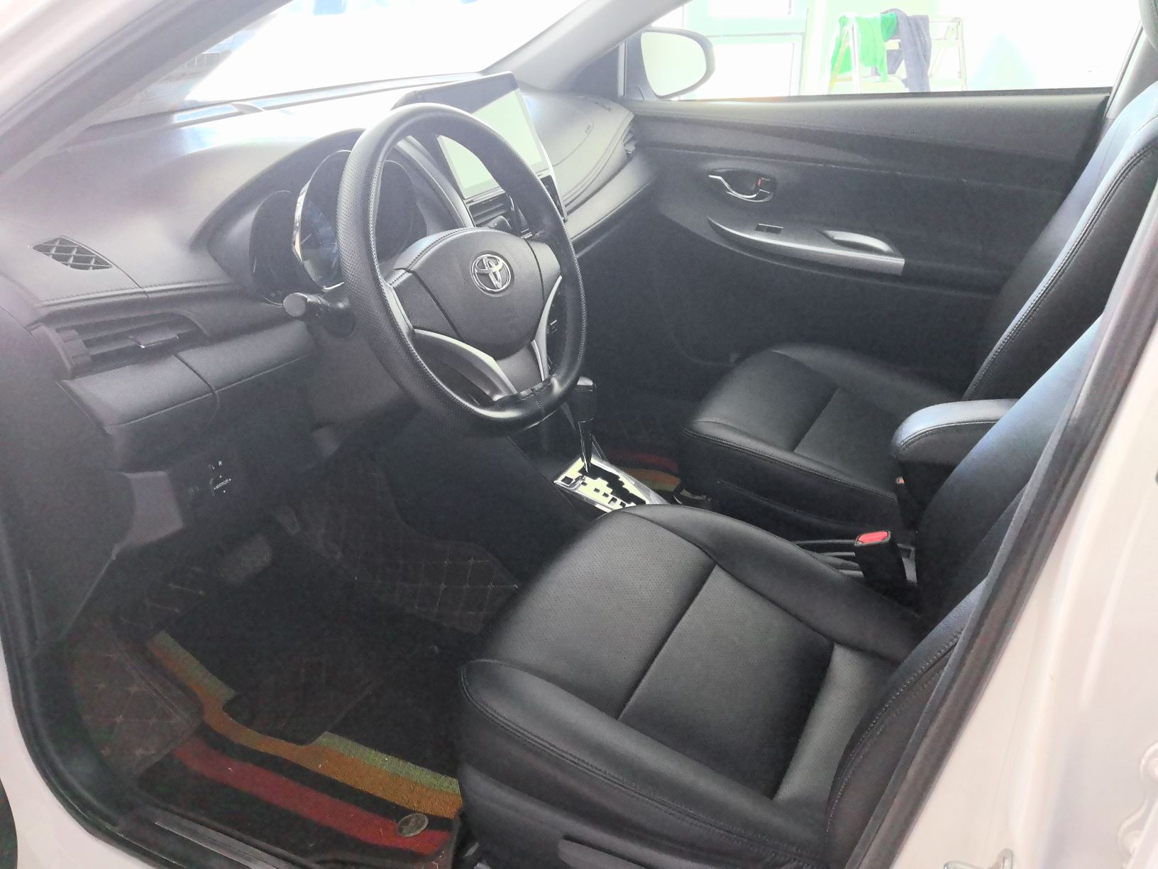 Used Toyota YARiS L 2015 1.5E Automatic Charm Edition
