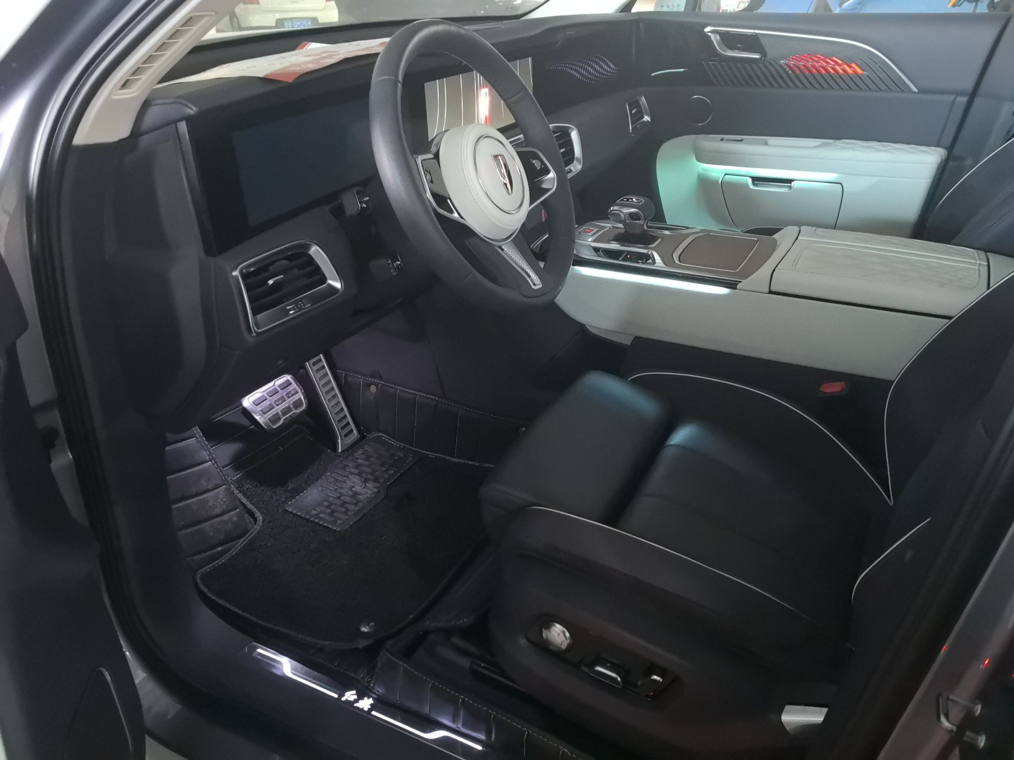 Used Hongqi E-HS9 2021 460 km Range Flagship Edition Six-Seater

