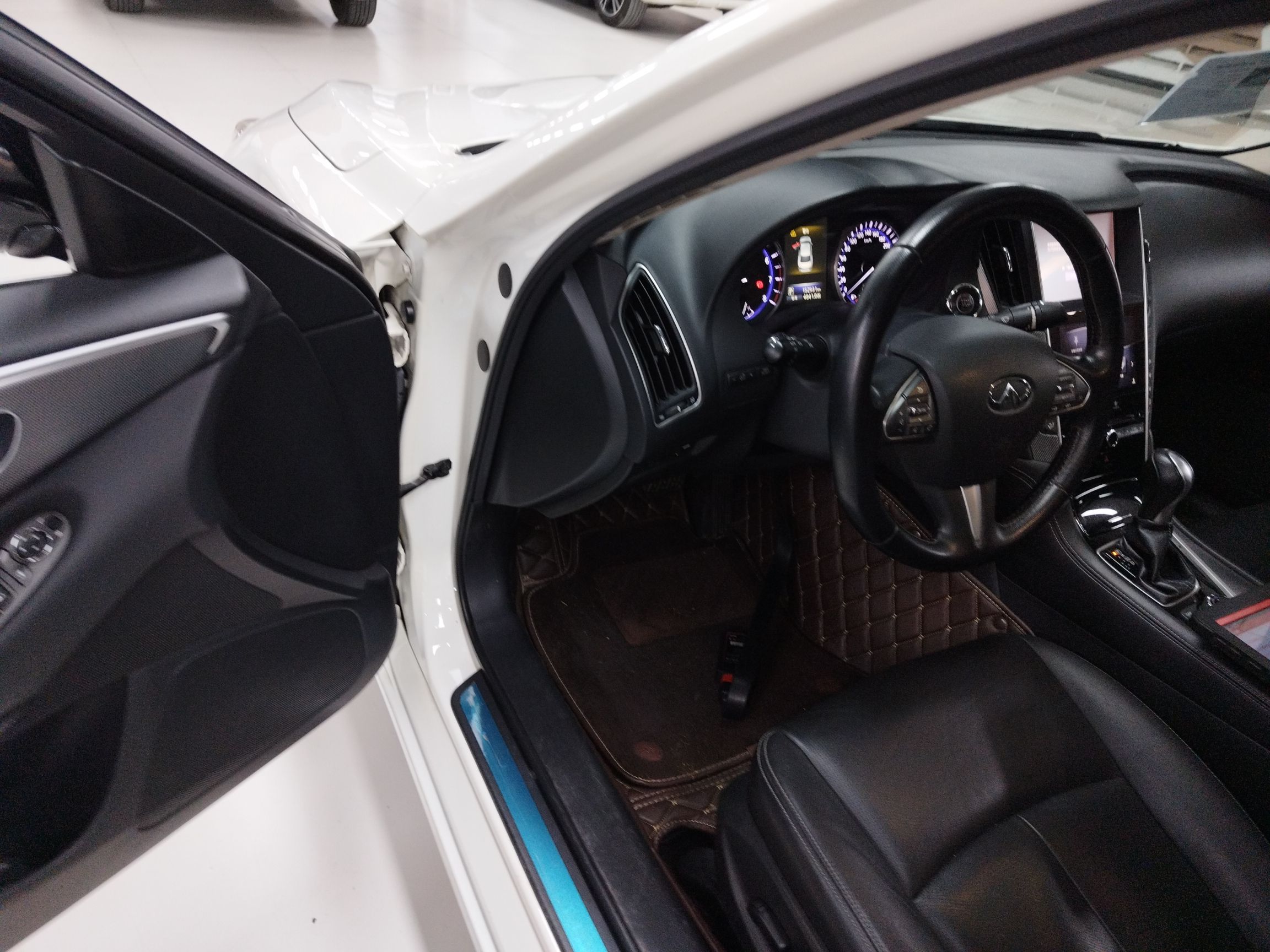 Used Infiniti Q50L 2016 2.0T Enjoyment Edition
